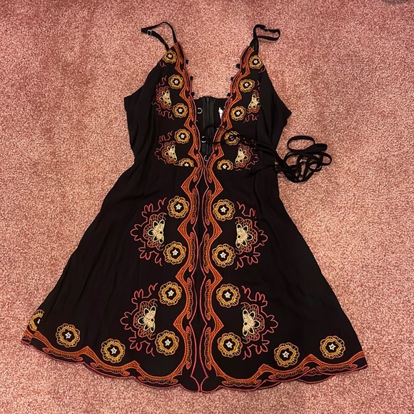 Cute pattern dress - Picture 1 of 2